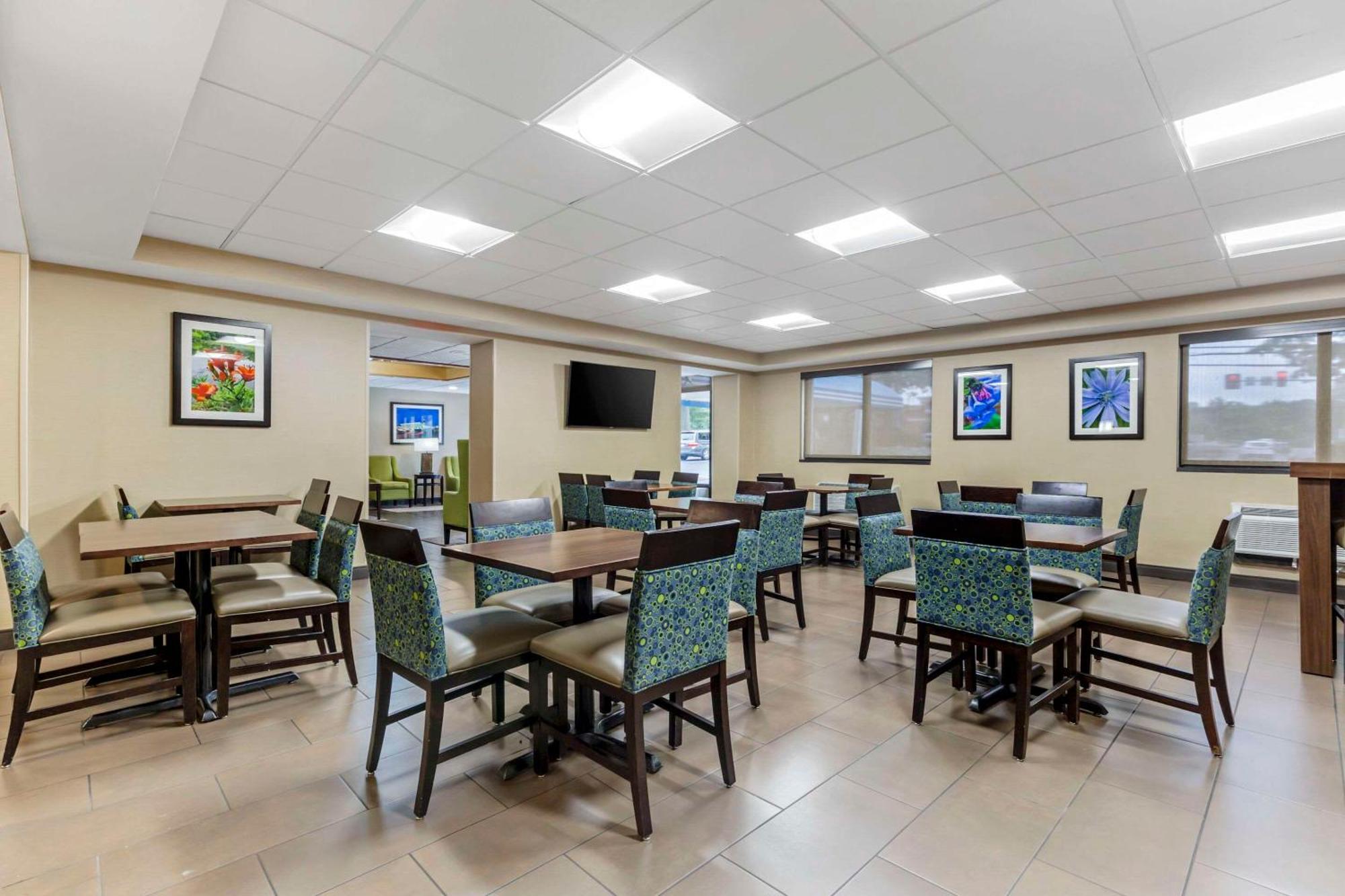 Comfort Inn Herndon-Reston Exterior foto