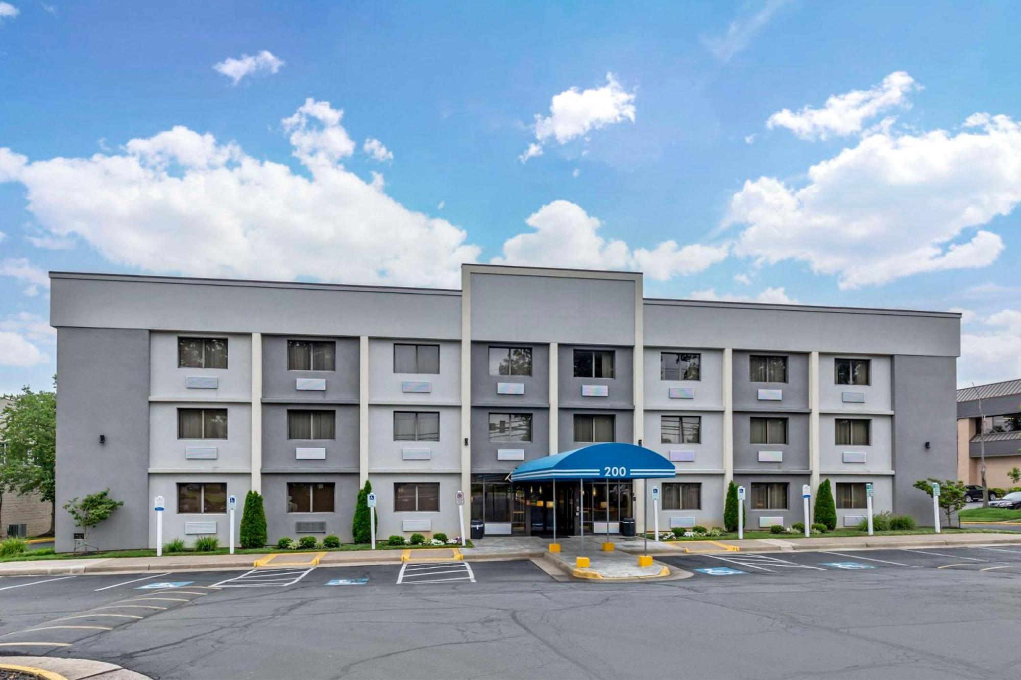 Comfort Inn Herndon-Reston Exterior foto