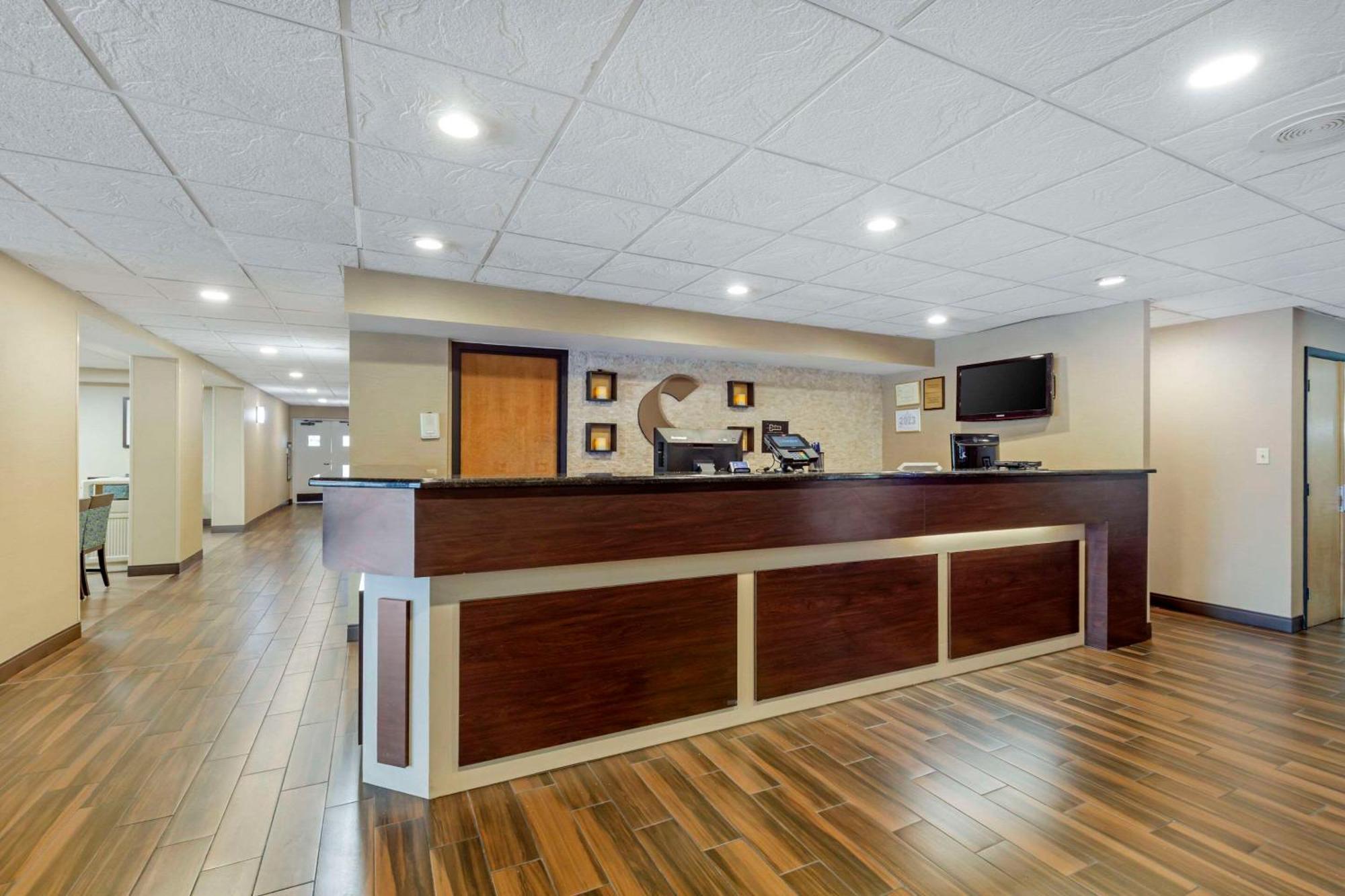 Comfort Inn Herndon-Reston Exterior foto